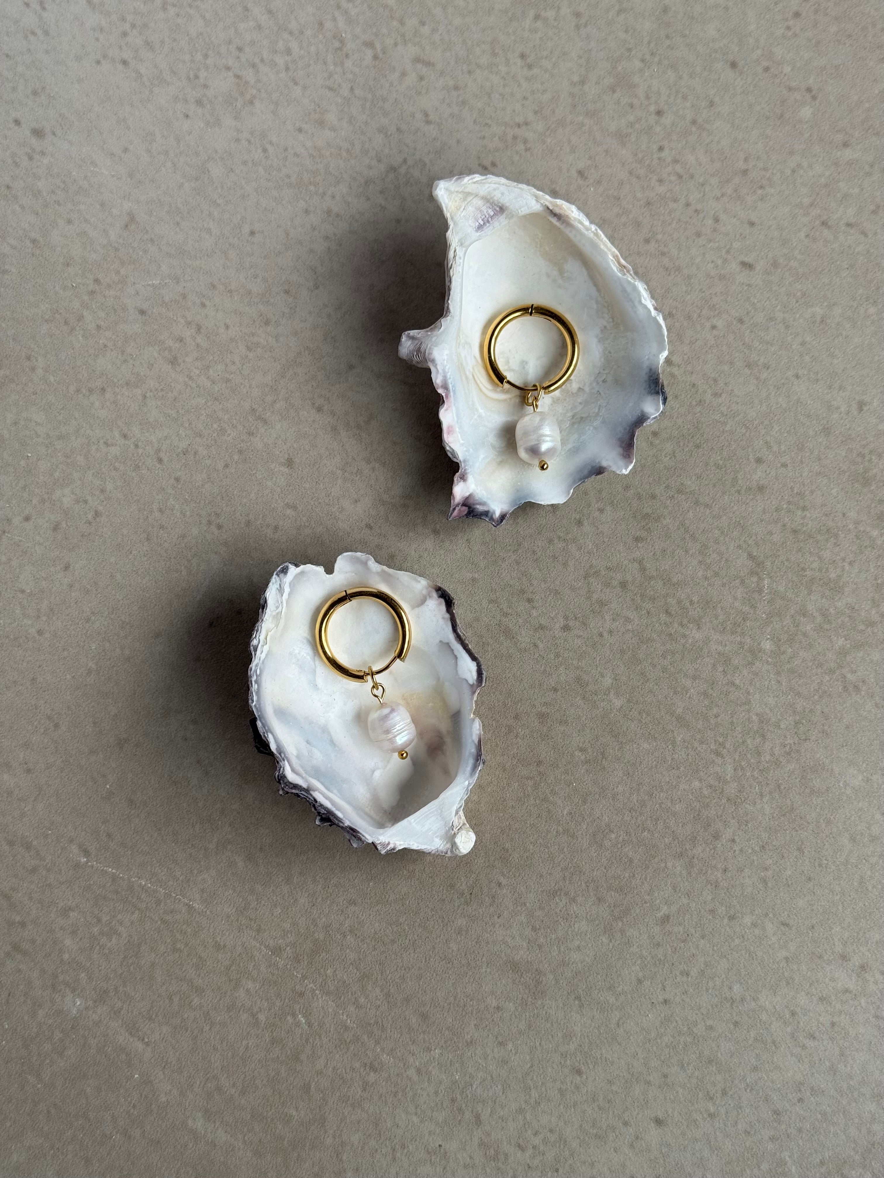 Gold Lux Hoops - Potato Pearl