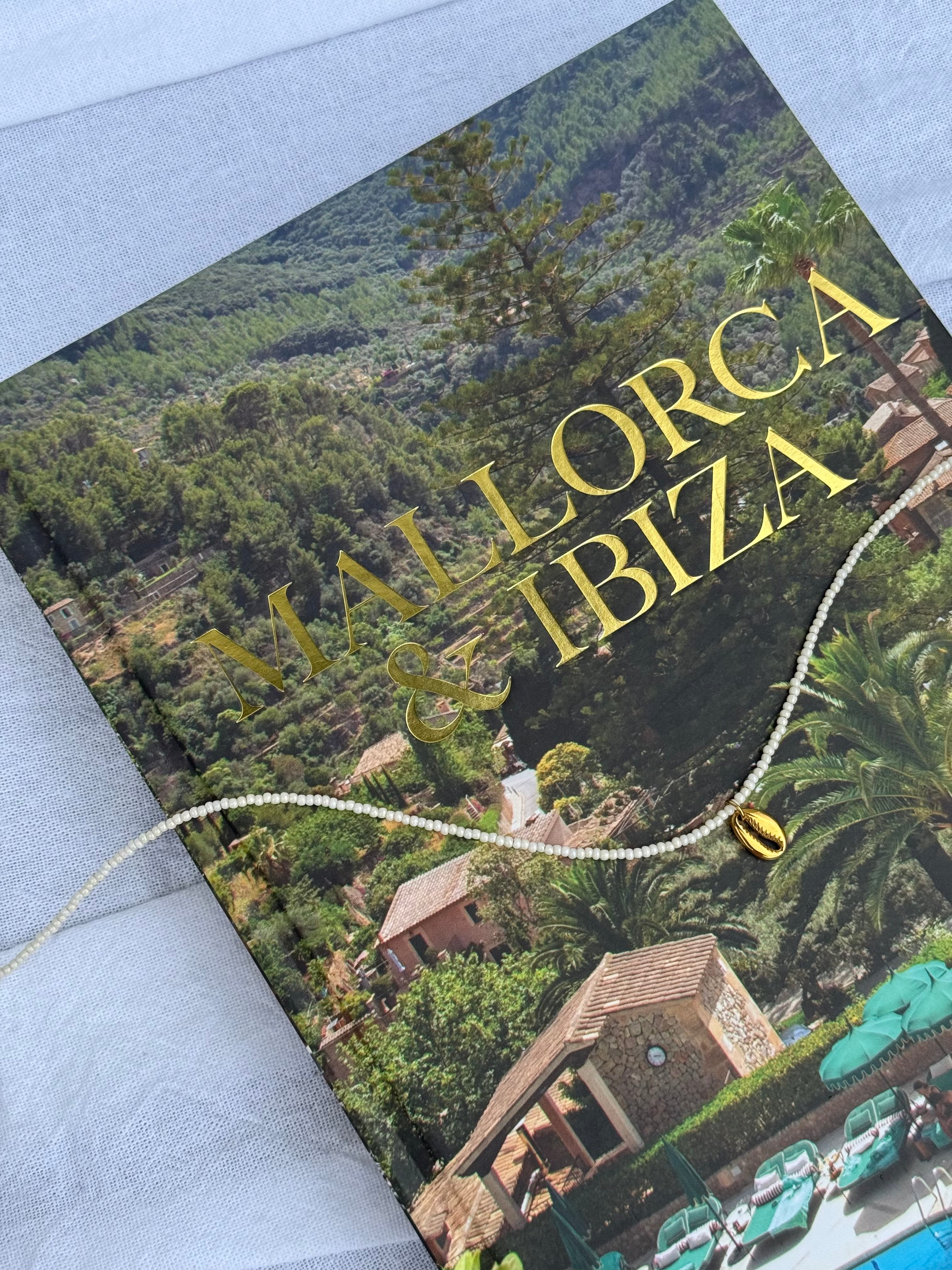 Seafoam Necklace Cowrie