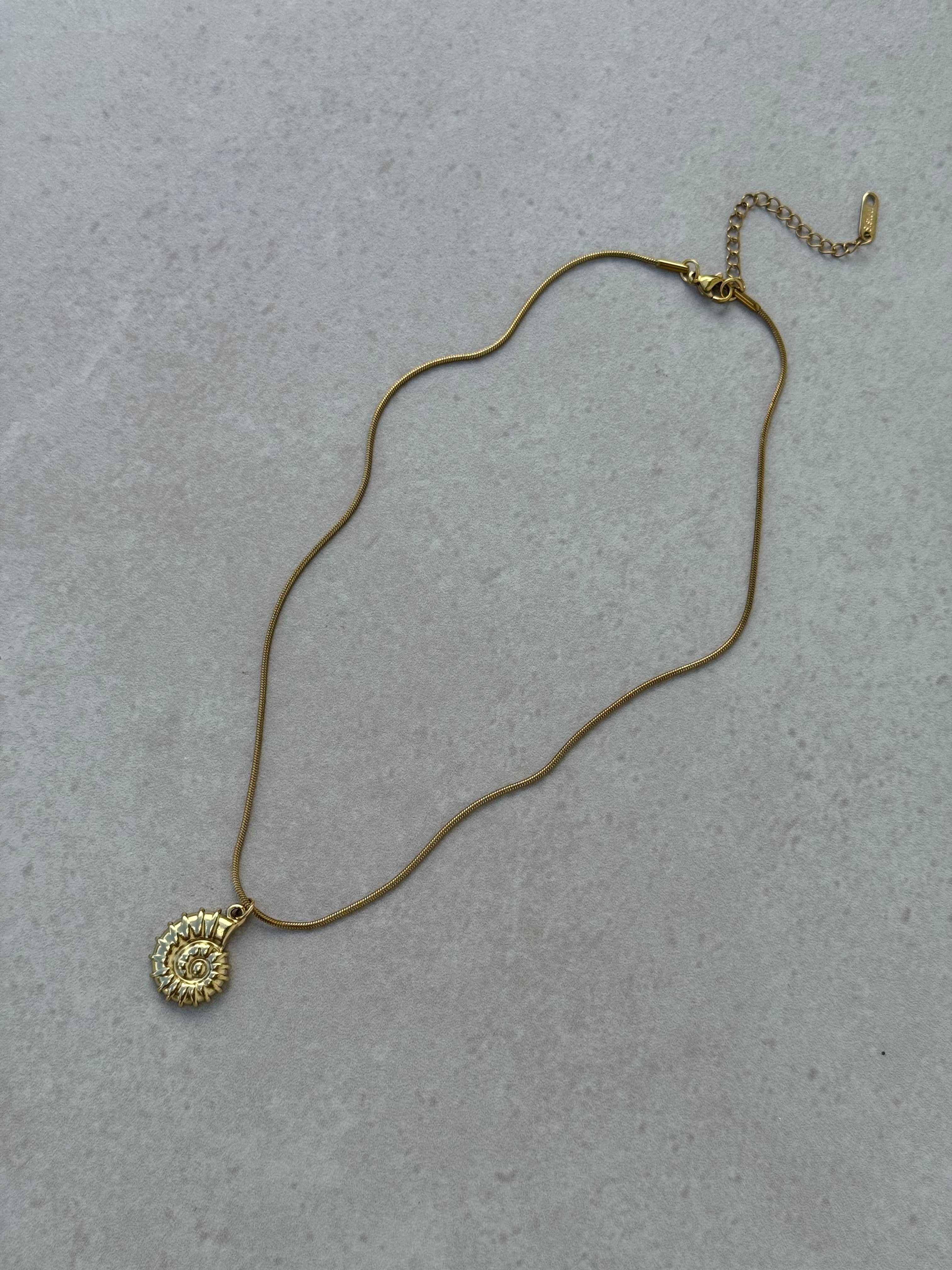 Shoreline Gold Chain